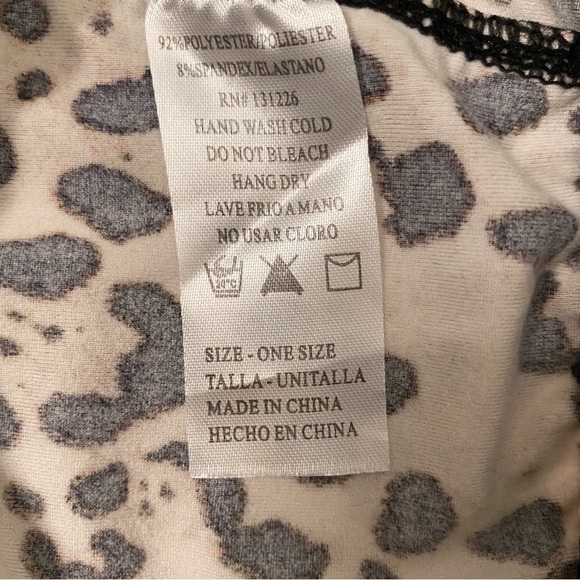 Leopard Print Leggings Leopard Print Leggings Leopard Print Leggings - Picture 3 of 4